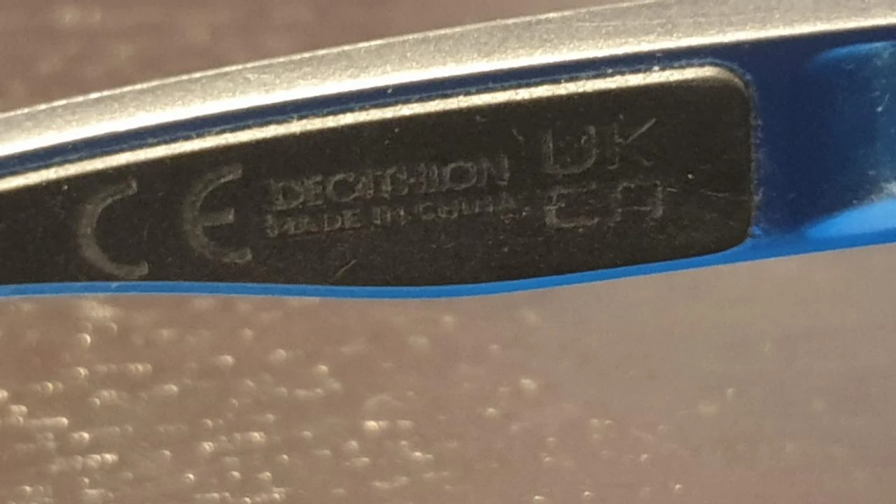 Óculos de Sol Pretos e com lentes espelhadas Azuis – photo 3